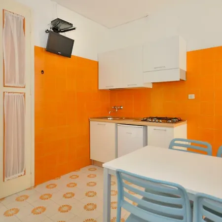 Trimotel Μπιμπιόνε